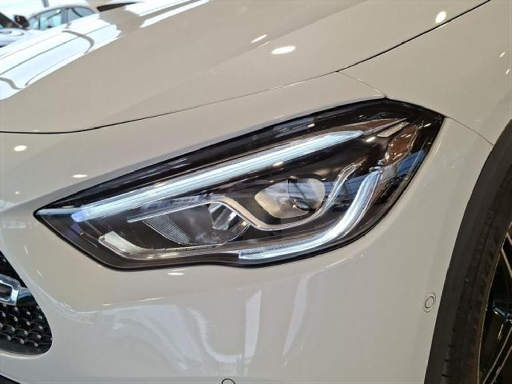 GLA 180 GLA 180 d Automatic Premium