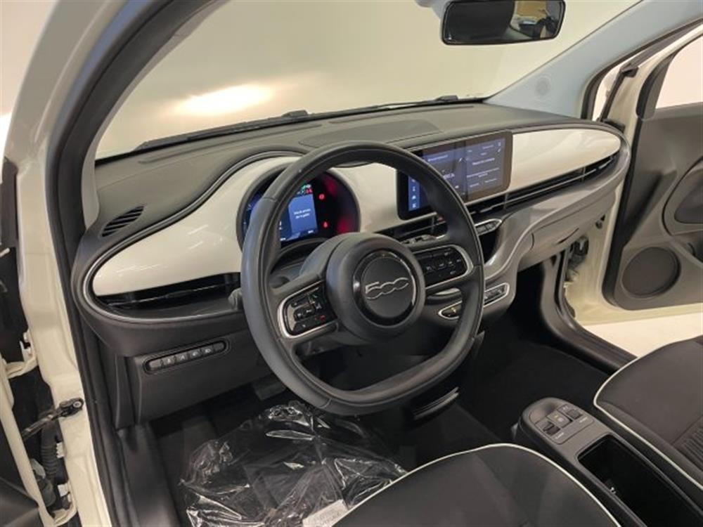 500e 500e Action 23.65KWh Aut.