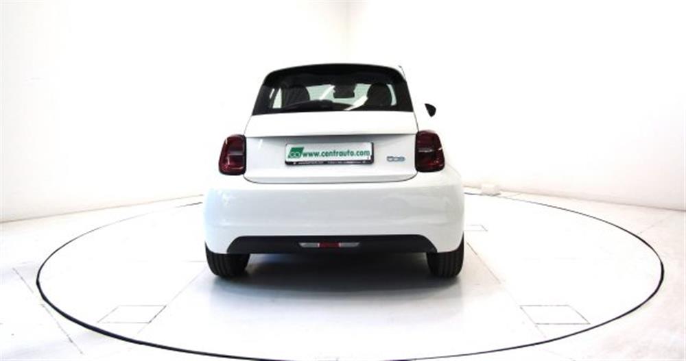 500e 500e Action 23.65KWh Aut.