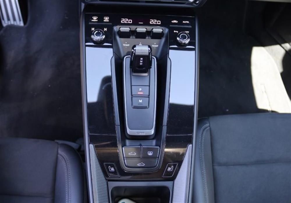 911 911 992 Carrera 4 GTS