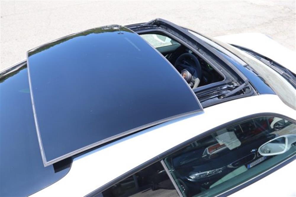 911 911 992 Carrera 4 GTS