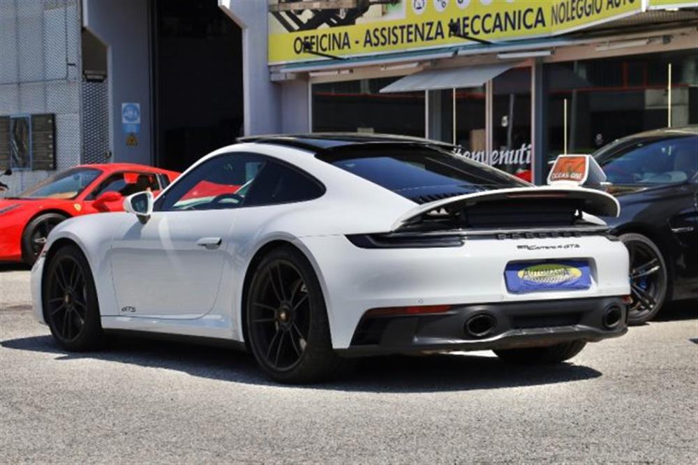 911 911 992 Carrera 4 GTS
