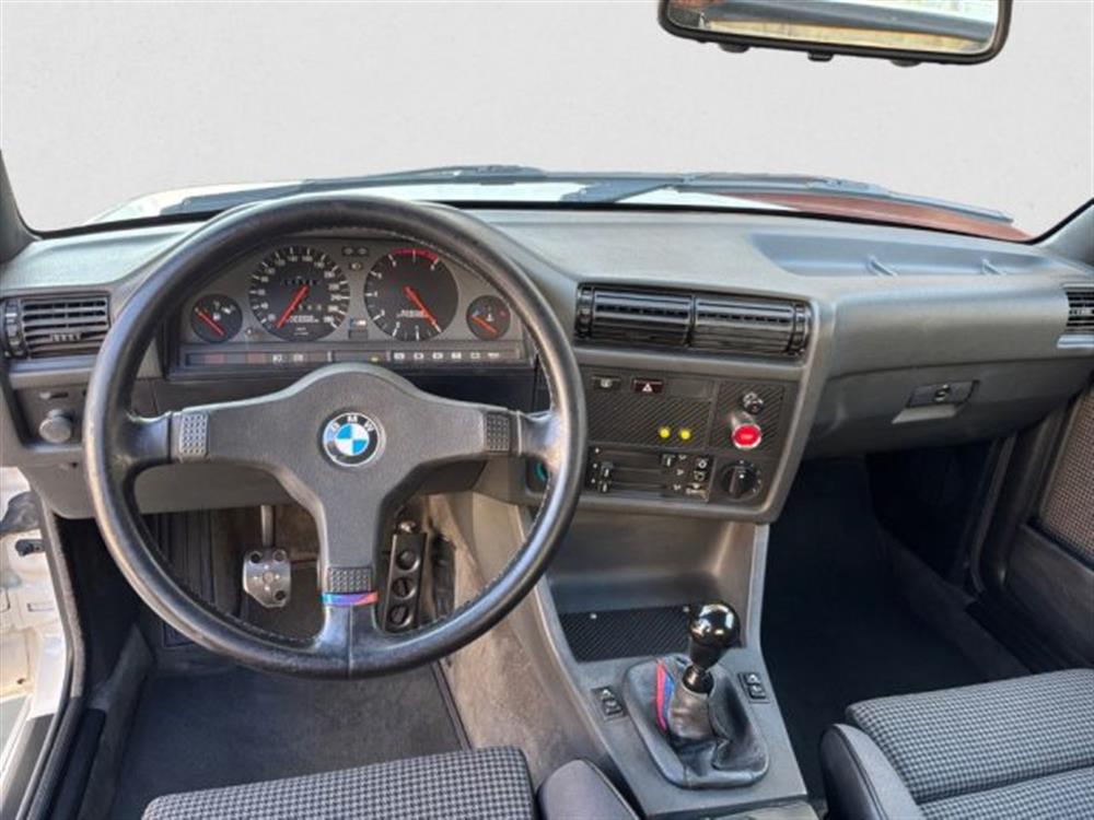 M3 M3 M3 E30