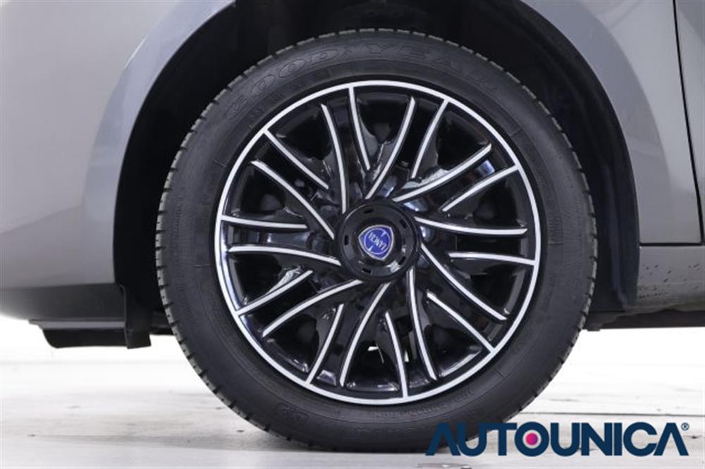 Ypsilon Ypsilon 1.2 69 CV 5 PORTE S&