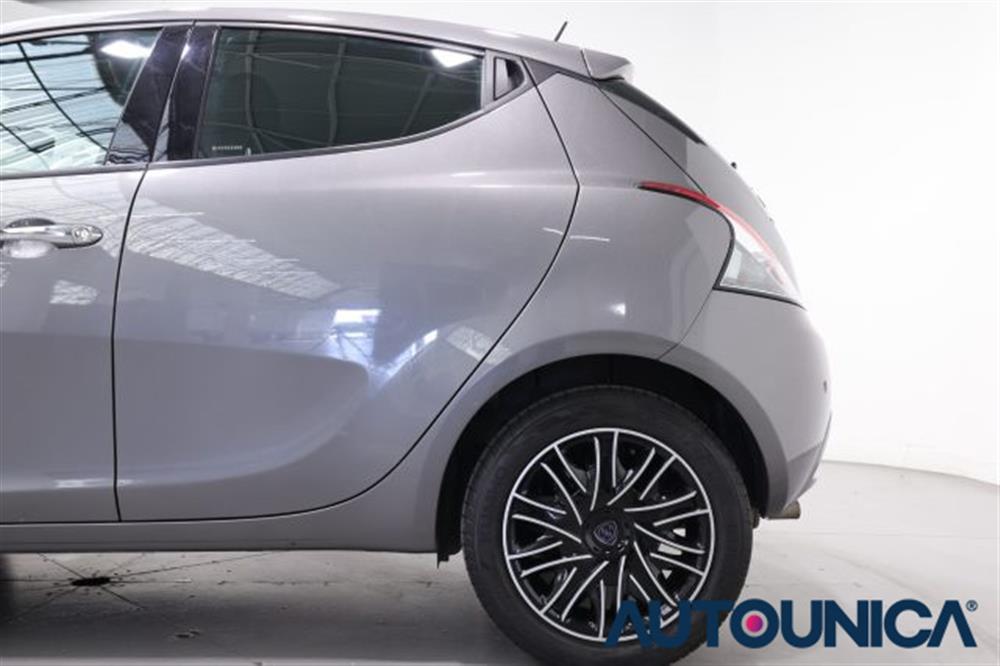 Ypsilon Ypsilon 1.2 69 CV 5 PORTE S&