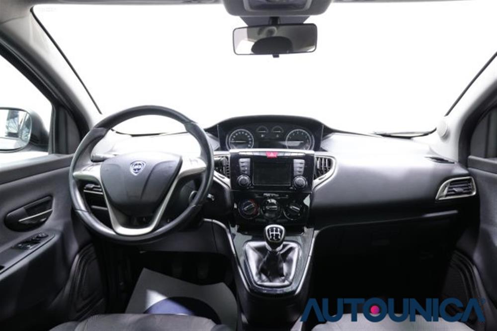 Ypsilon Ypsilon 1.2 69 CV 5 PORTE S&