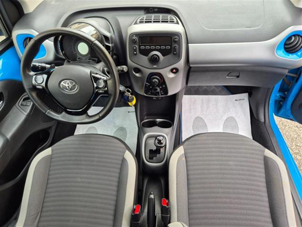 Aygo Aygo Connect 1.0 VVT-i 72