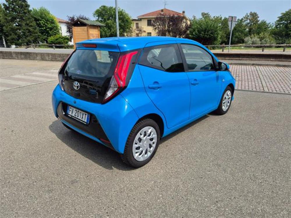 Aygo Aygo Connect 1.0 VVT-i 72