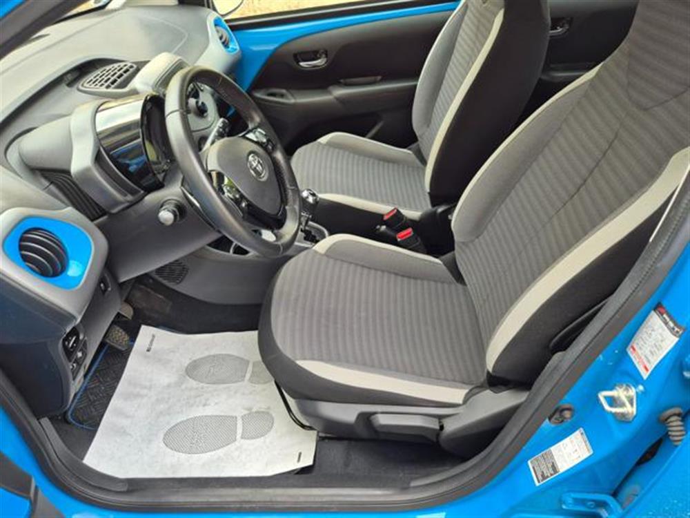 Aygo Aygo Connect 1.0 VVT-i 72