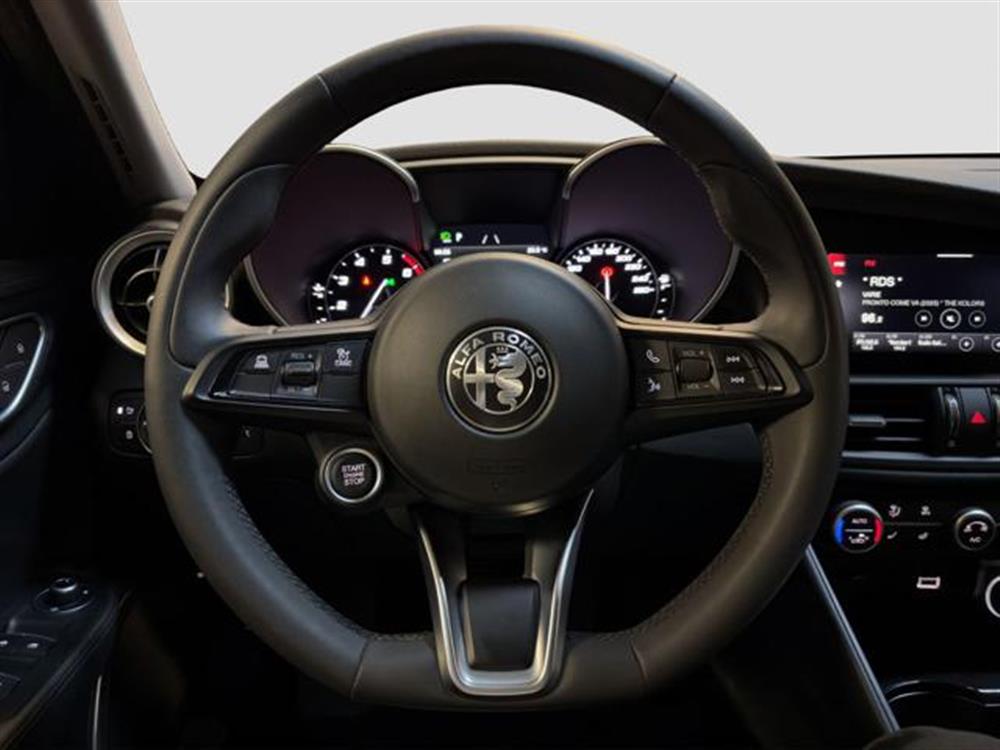 Giulia Giulia 2.0 TURBO 200CV AT8