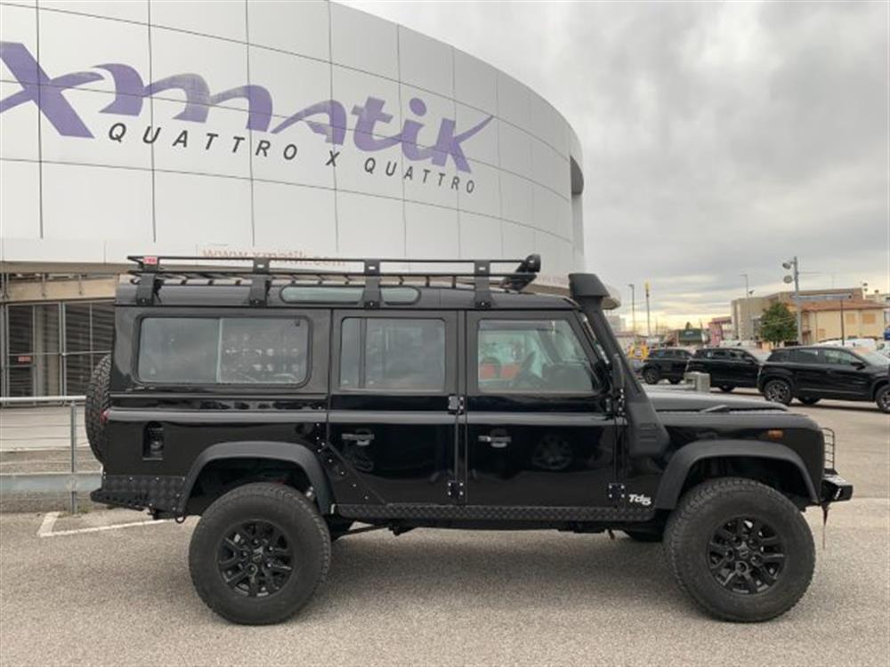 Defender Defender 110 2.5 Td5 Station