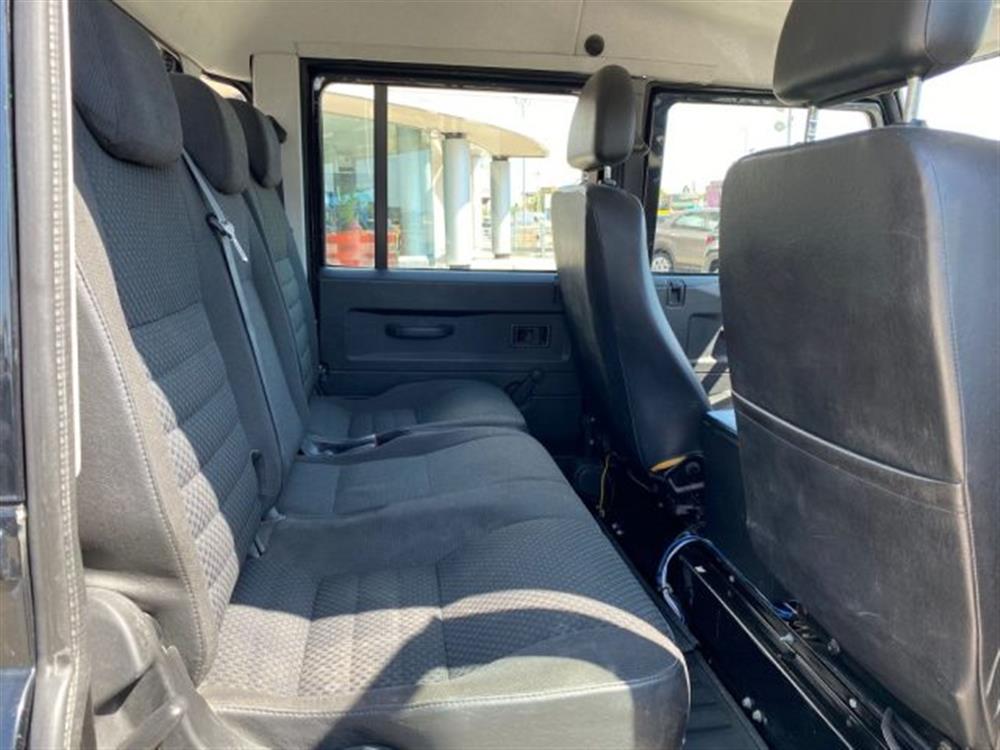 Defender Defender 130 2.4 TD4 CrewCab