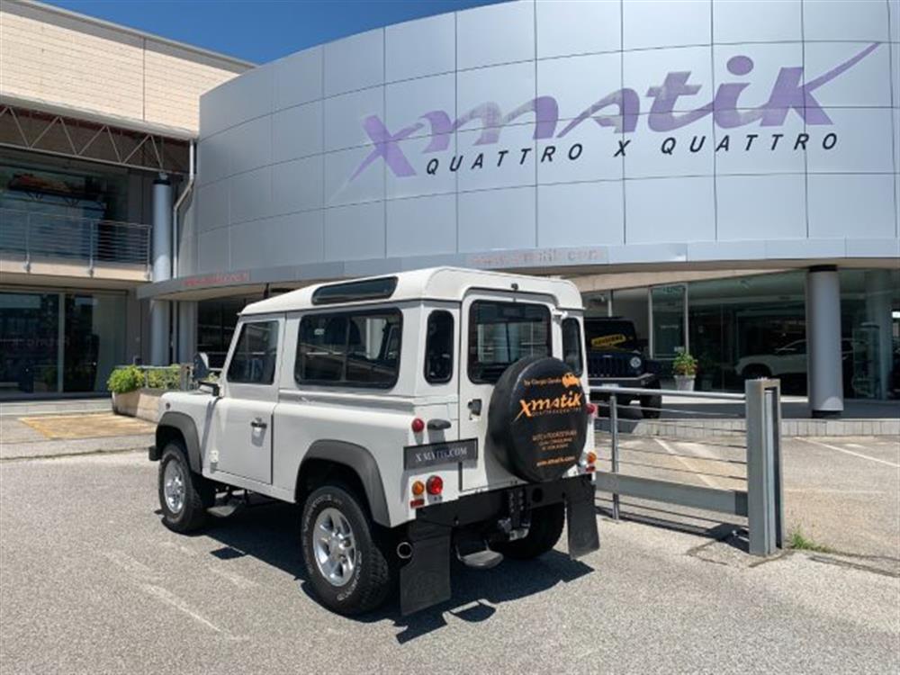 Defender Defender 90 2.4 TD4 Station W