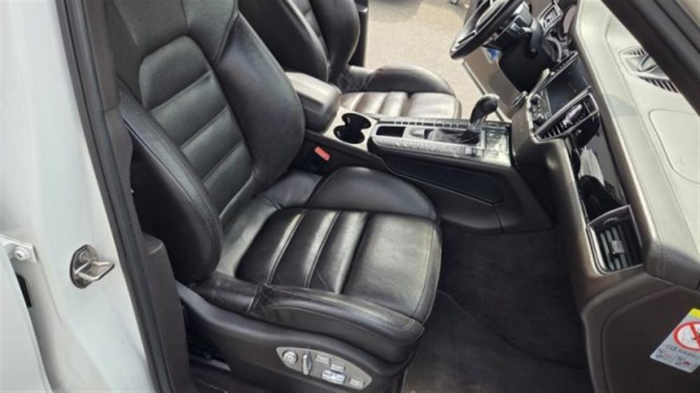 Macan Macan 3.0 Diesel S PERMUTE