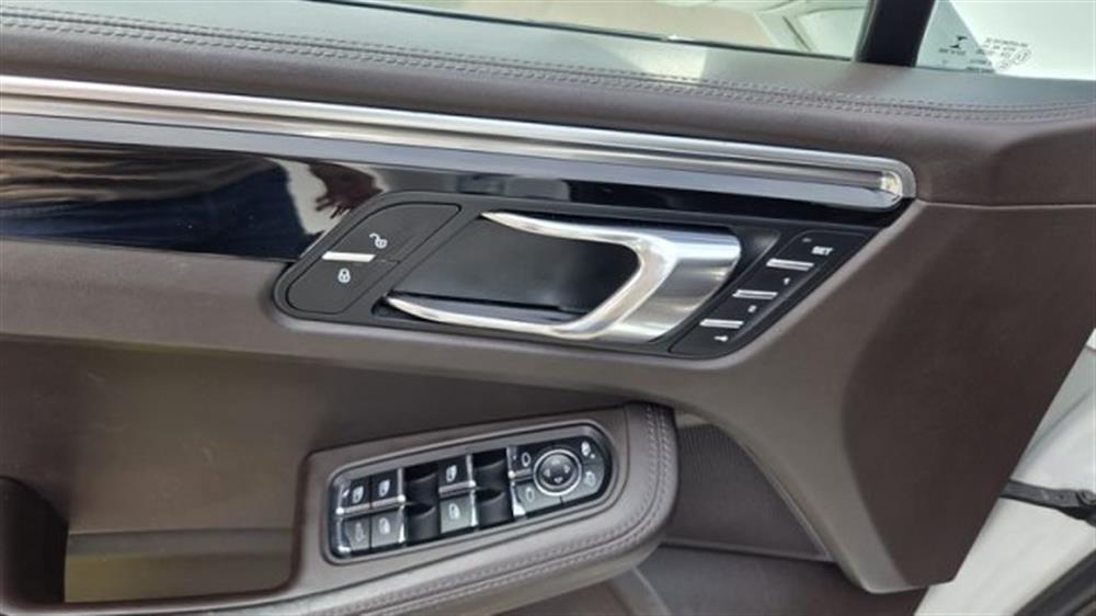 Macan Macan 3.0 Diesel S PERMUTE