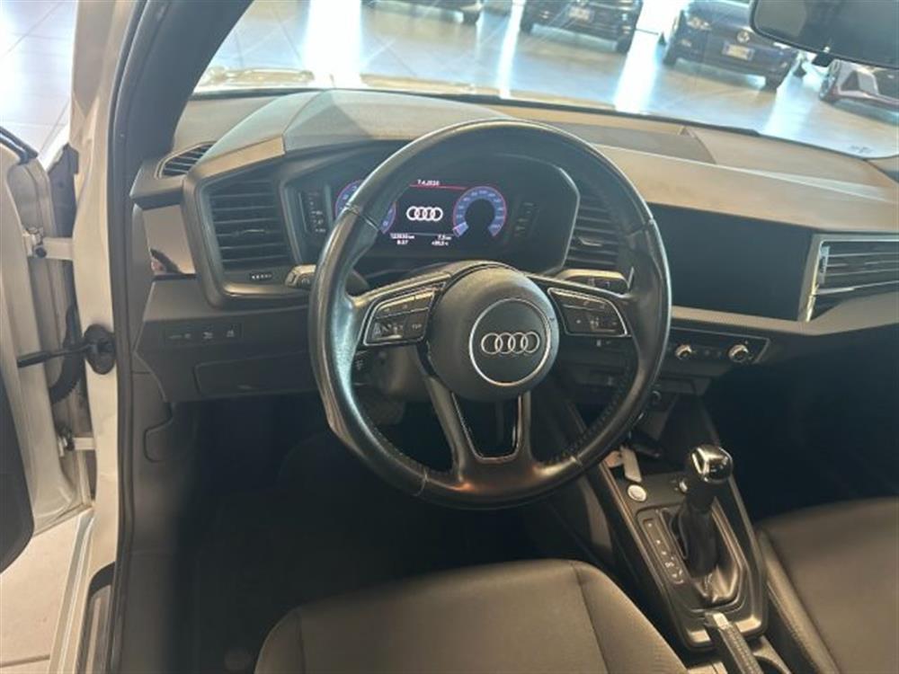 A1 A1 1.000 BENZINA 115 CV
