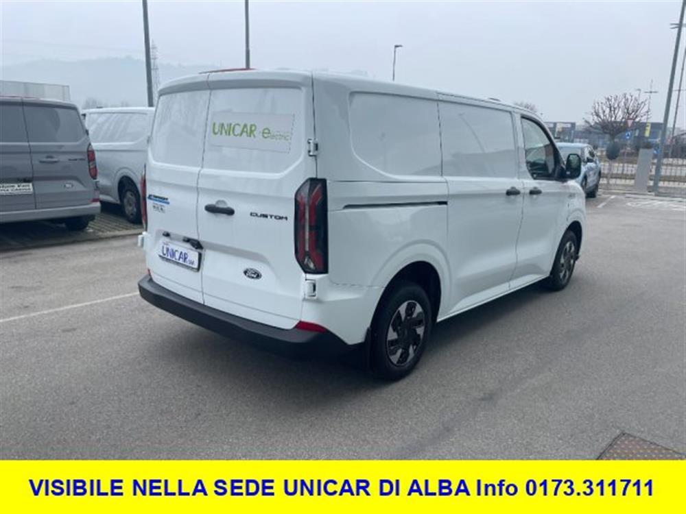 E-Transit E-Transit CUSTOM VAN 320L1H1