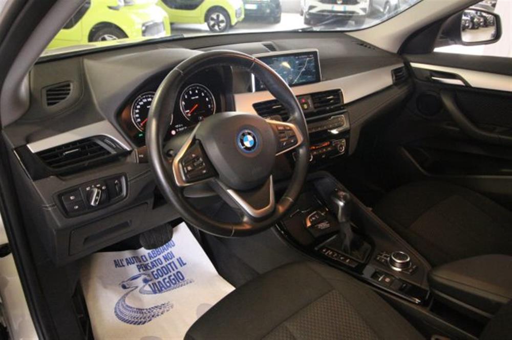 X2 X2 xDrive25e Business-X