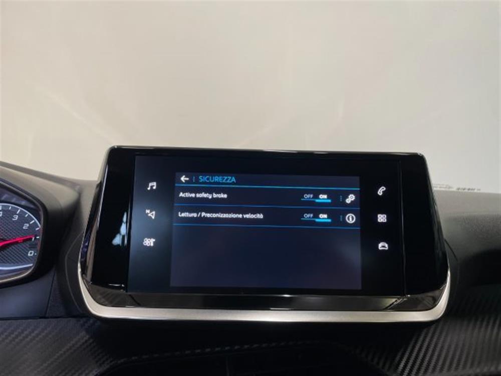 208 208 1.2 PureTech Active