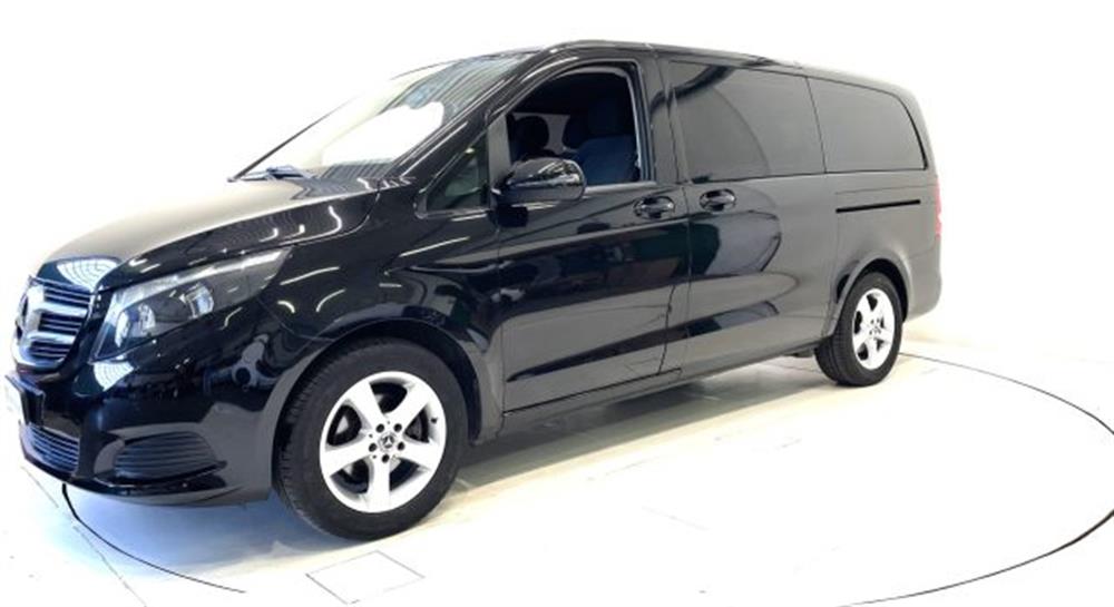 V 220 V 220 d 220D Executive Lo
