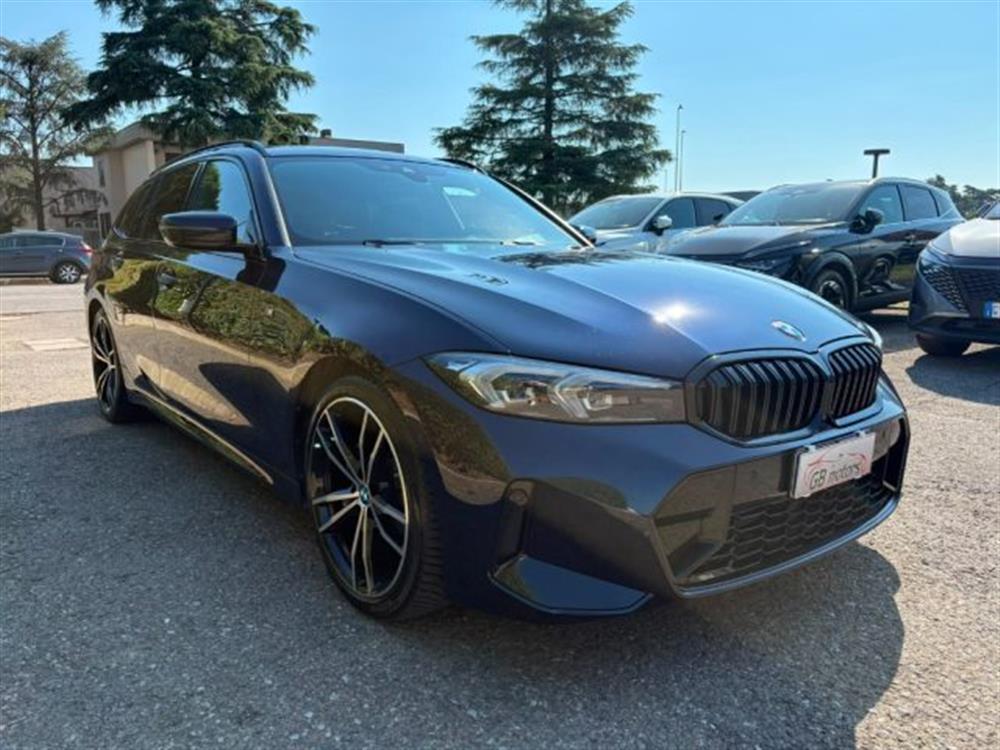 318 318 d 48V Touring Msport