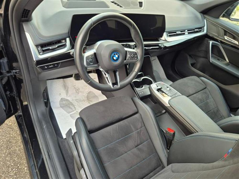 X1 X1 xDrive 25e Msport Pr