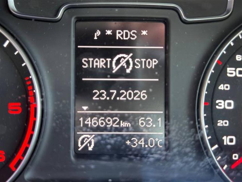 Q3 Q3 2.0 TDI 150 CV S tro