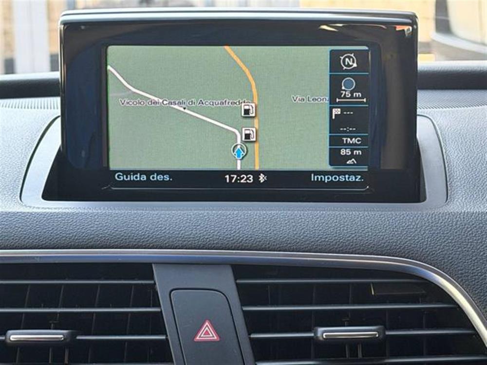 Q3 Q3 2.0 TDI 150 CV S tro