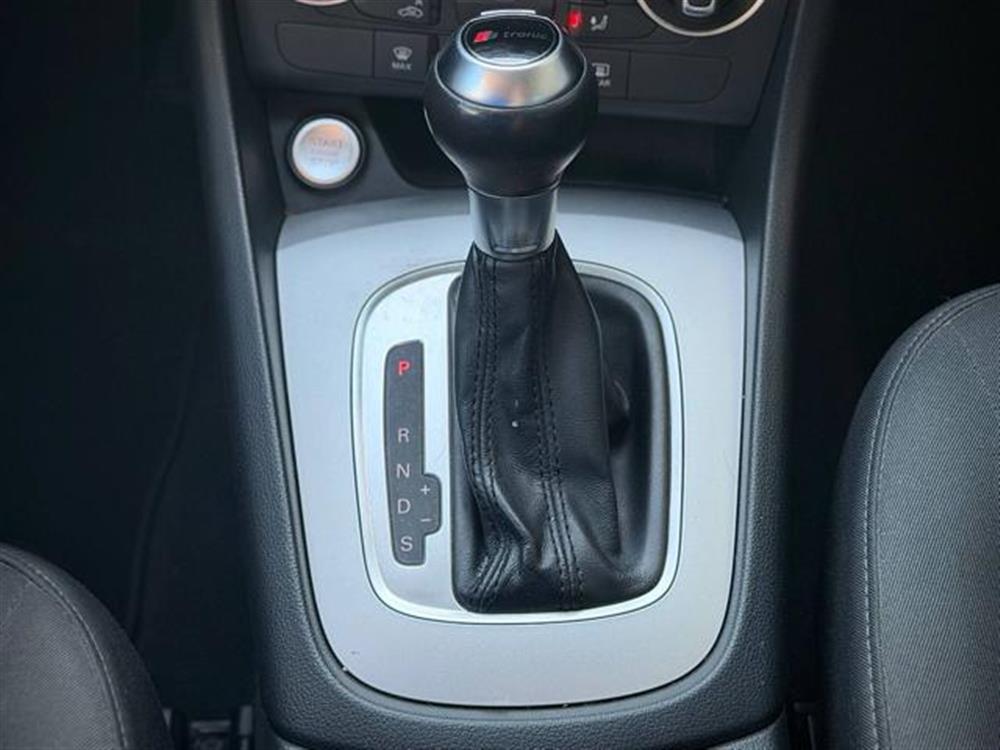 Q3 Q3 2.0 TDI 150 CV S tro