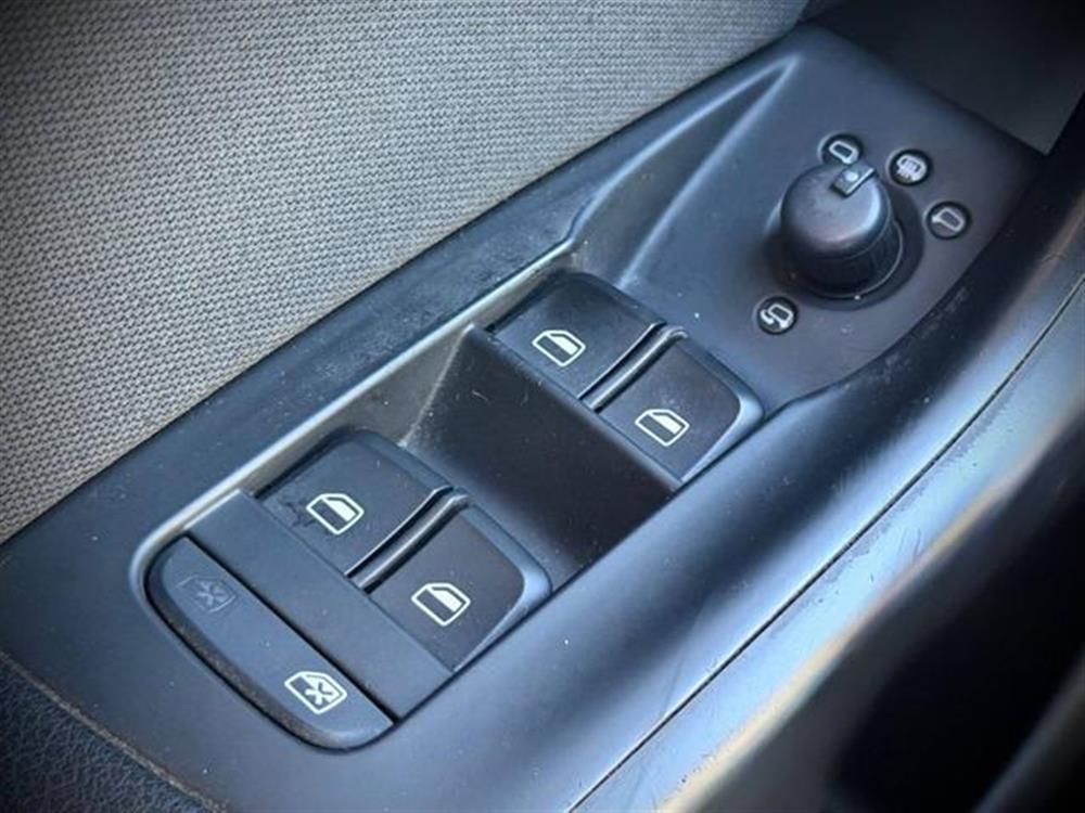 Q3 Q3 2.0 TDI 150 CV S tro