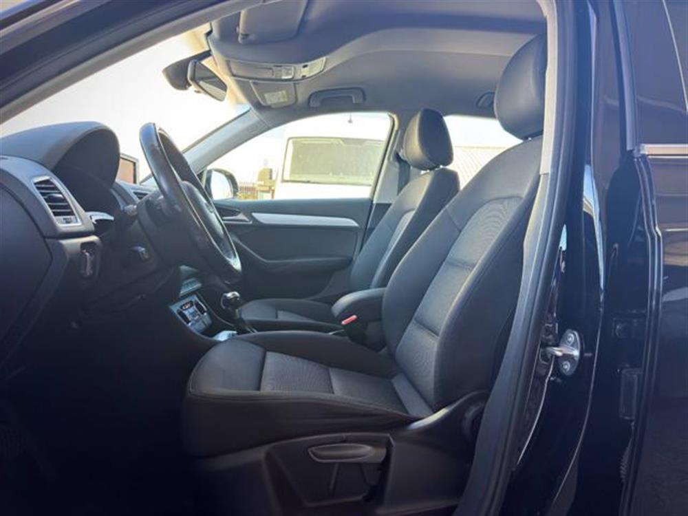 Q3 Q3 2.0 TDI 150 CV S tro