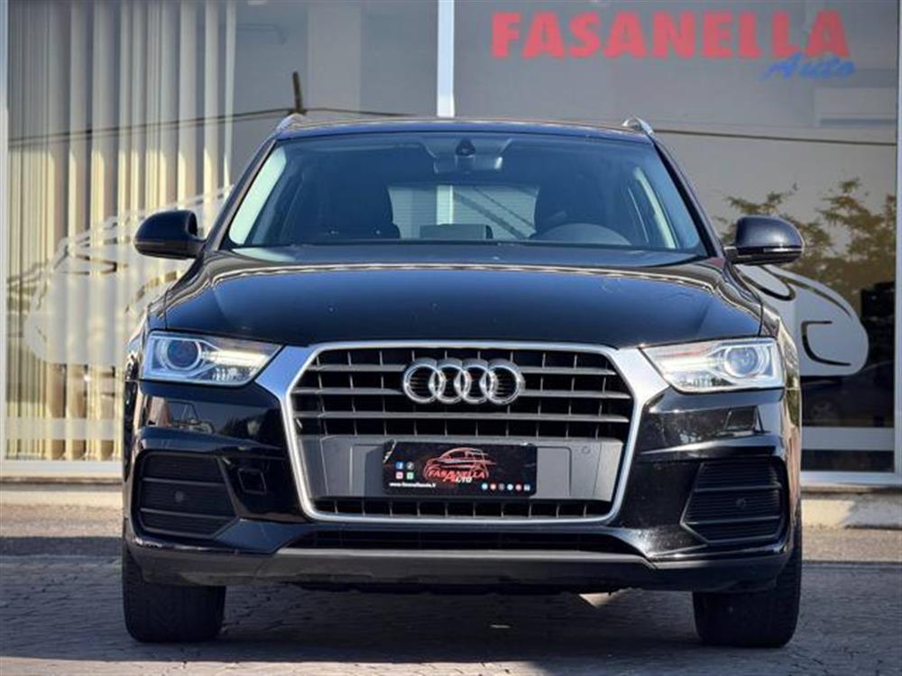 Q3 Q3 2.0 TDI 150 CV S tro