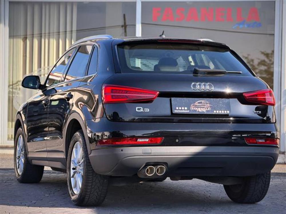Q3 Q3 2.0 TDI 150 CV S tro