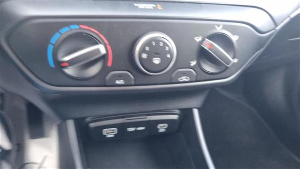 i20 i20 1.0 T-GDI Connectlin