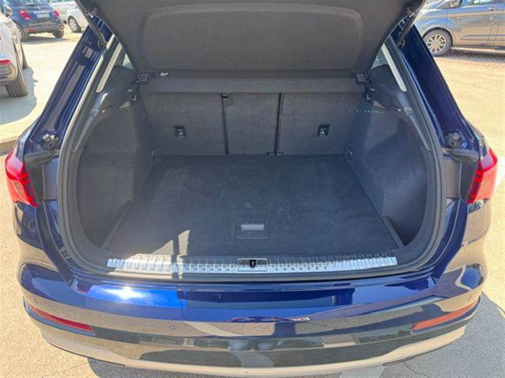 Q3 Q3 35 TDI quattro S tro