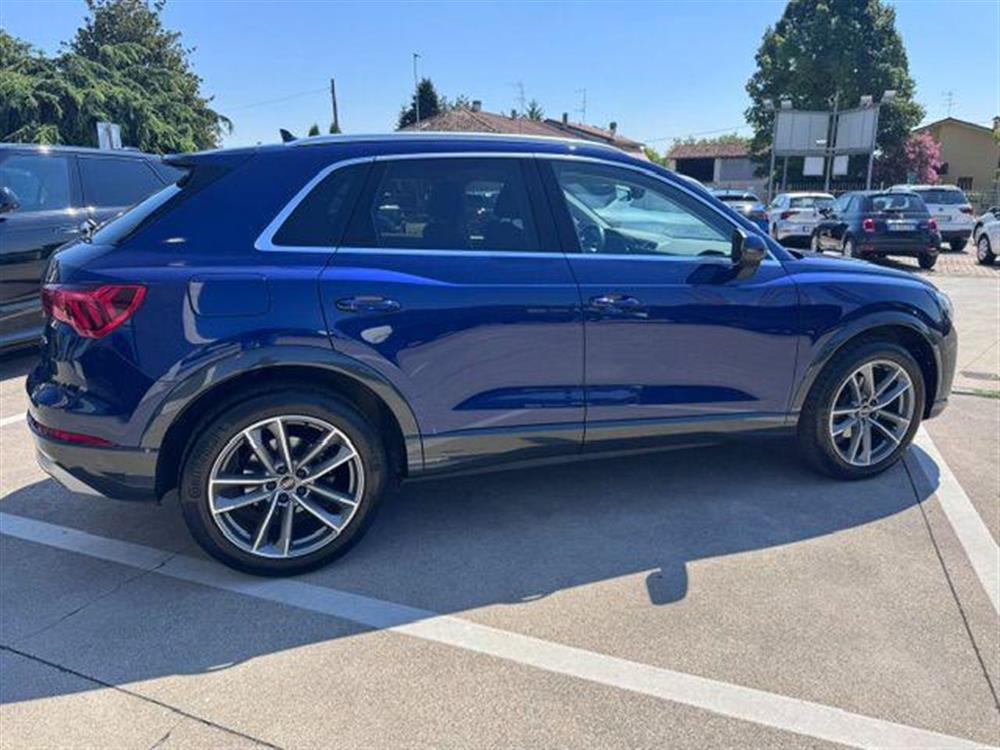 Q3 Q3 35 TDI quattro S tro