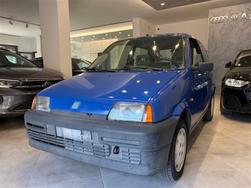 Cinquecento Cinquecento 900i cat Young