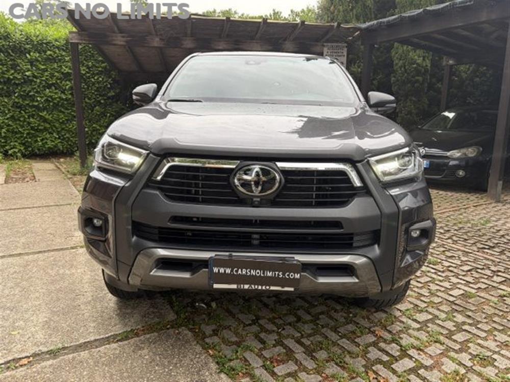 Hilux Hilux 2.4 D-4D A/T 4WD 4 p