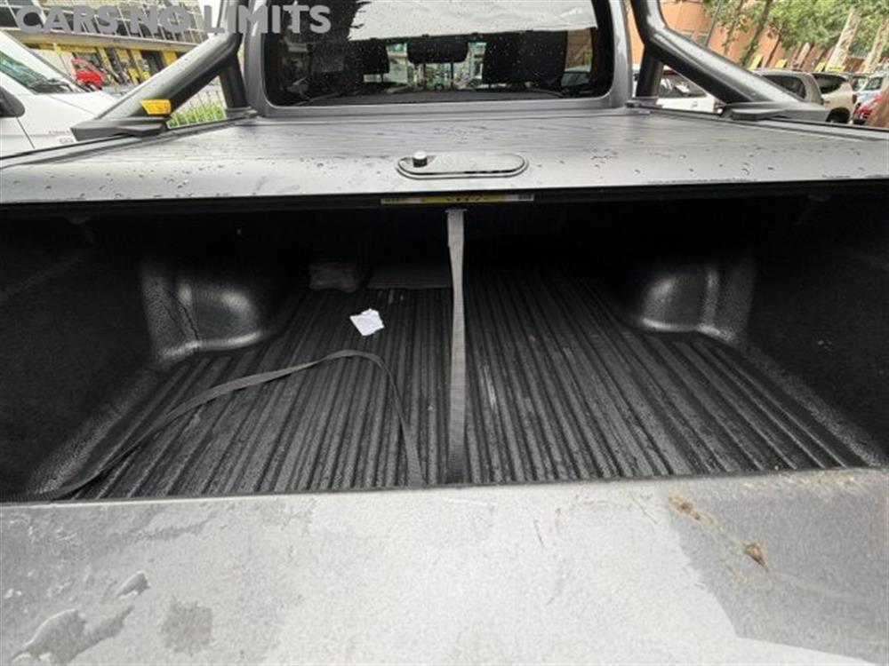Hilux Hilux 2.4 D-4D A/T 4WD 4 p
