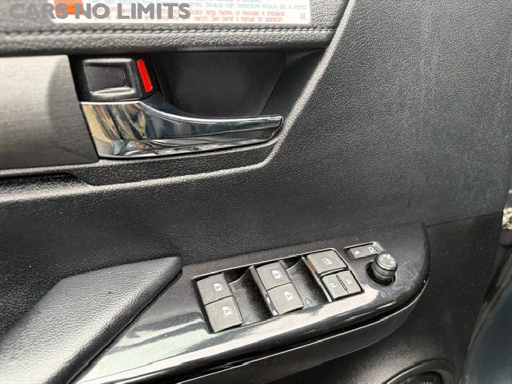 Hilux Hilux 2.4 D-4D A/T 4WD 4 p