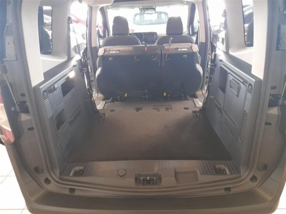 Tourneo Courier Tourneo Courier TITANIUM 1.0 BENZINA