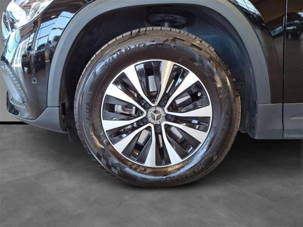 GLA 250 GLA 250 e hybrid EQ Sport Au