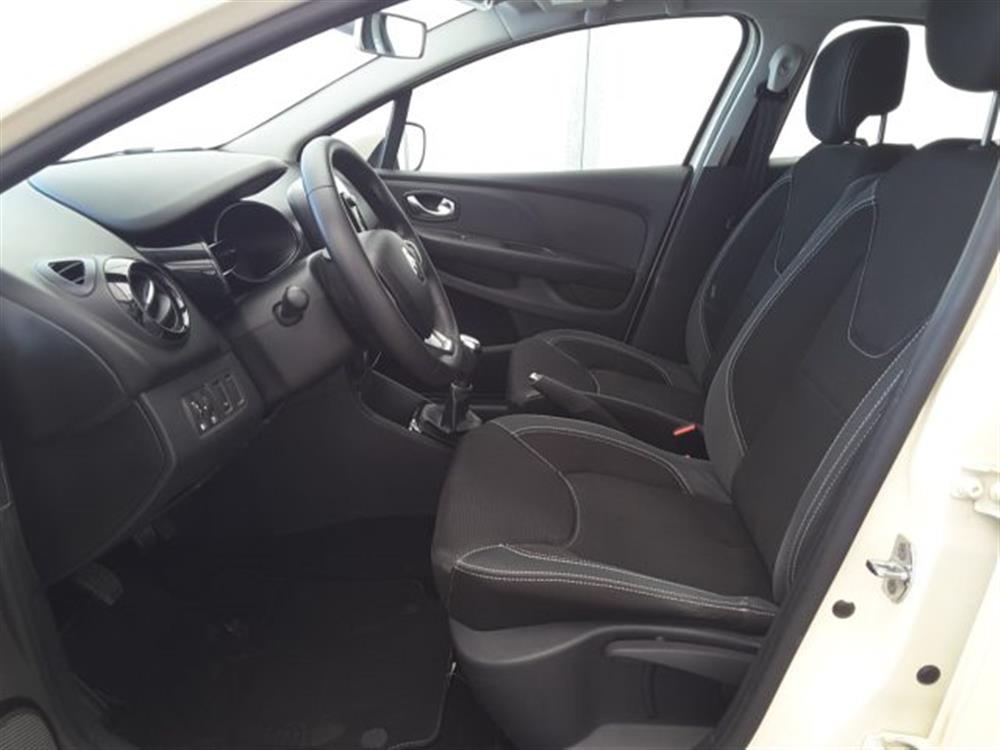 Clio Clio 1.2 75cv 5 porte Zen