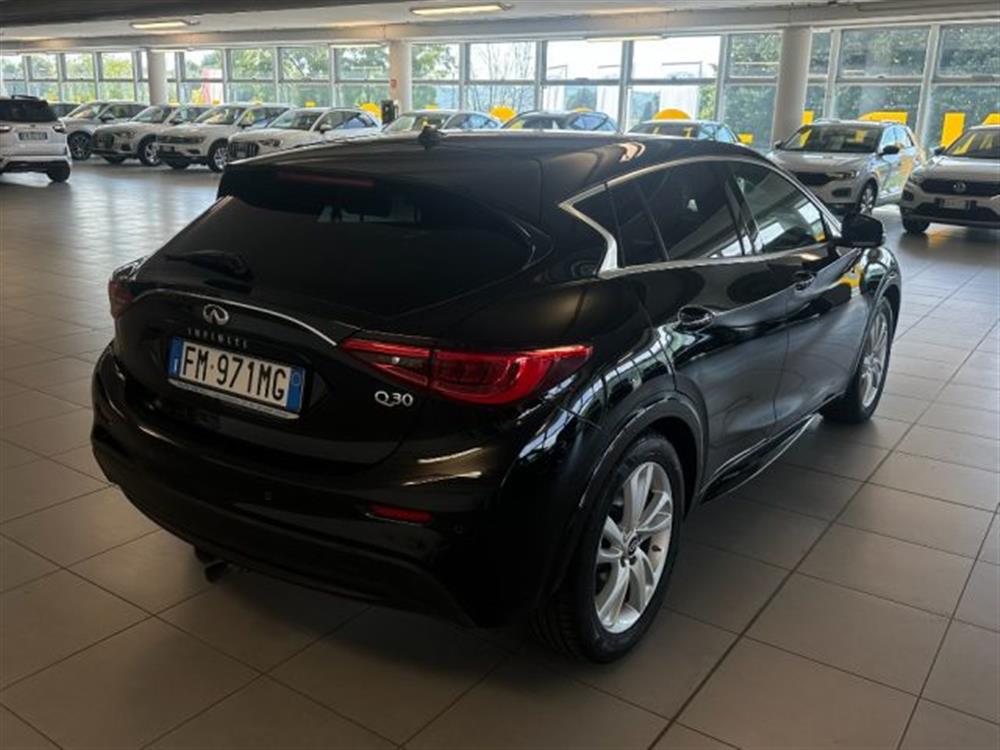 Q30 Q30 1.500 DIESEL 110 CV
