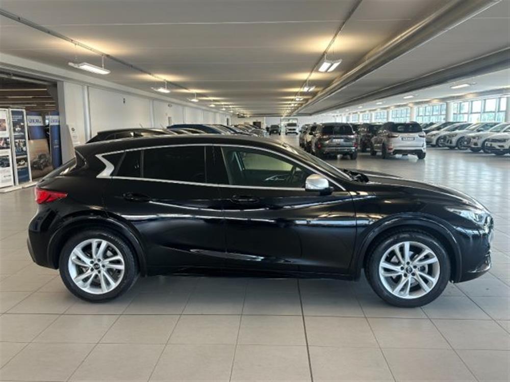 Q30 Q30 1.500 DIESEL 110 CV