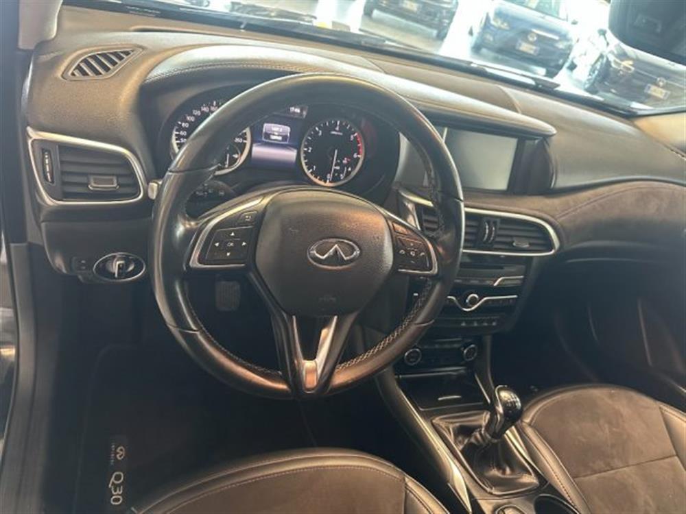 Q30 Q30 1.500 DIESEL 110 CV