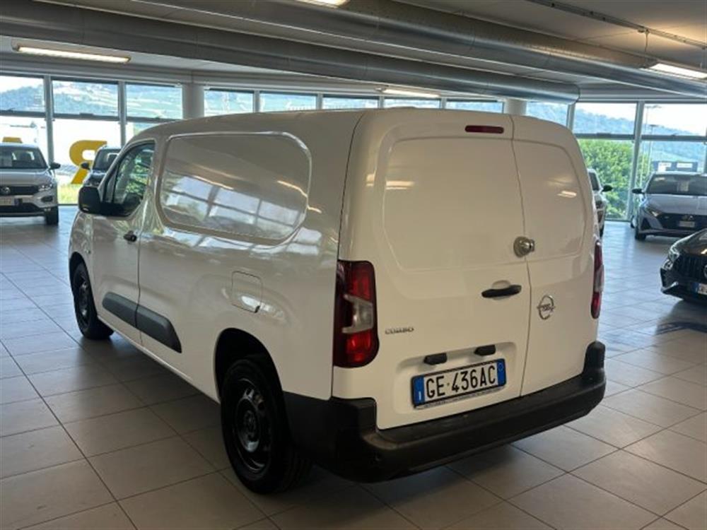 Combo Combo 1.500 DIESEL 130 CV