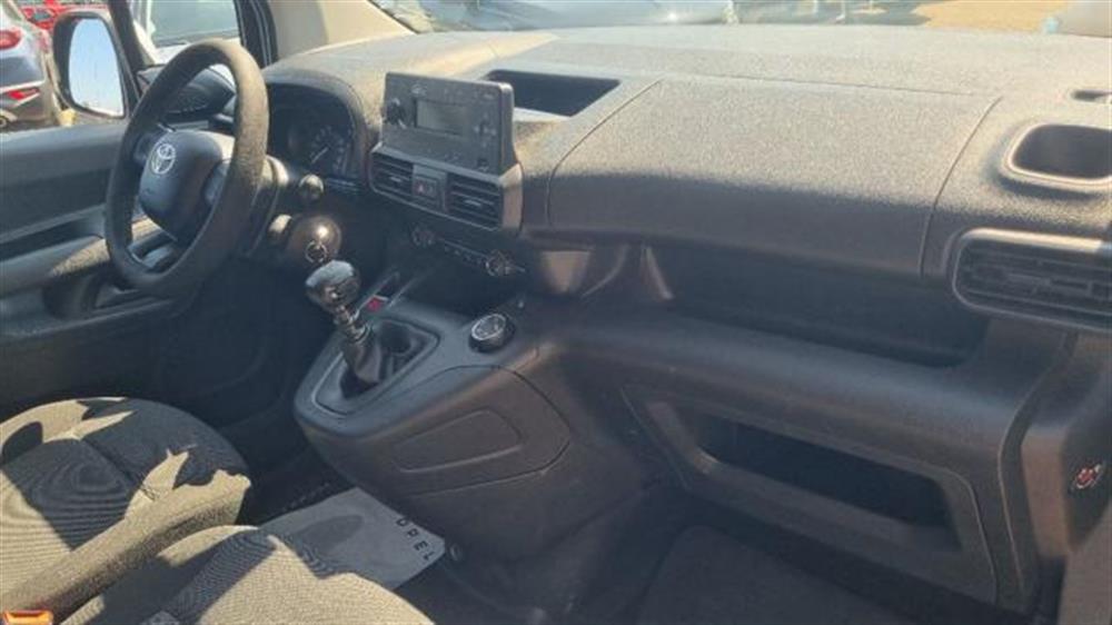 Proace City Proace City 1.5D 130 CV S&S PC 4