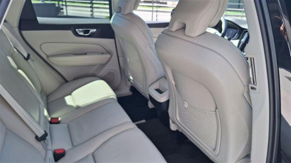 XC60 XC60 B4 (d) AWD automatic