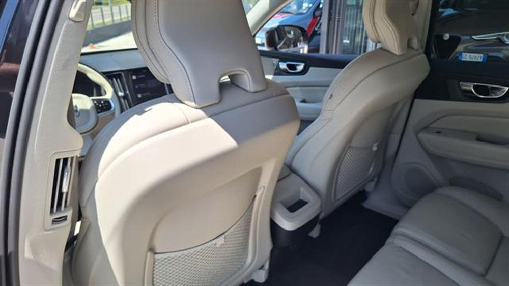 XC60 XC60 B4 (d) AWD automatic